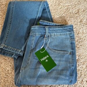 NWT HALARA Flex Denim Pull on Skinny Leg Jeans
